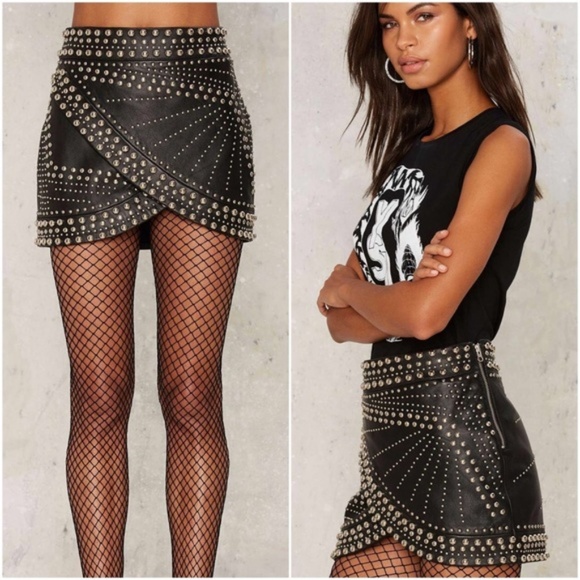 [HOLD] Black Never Gonna Give You Up Leather Skirt - Picture 2 of 6